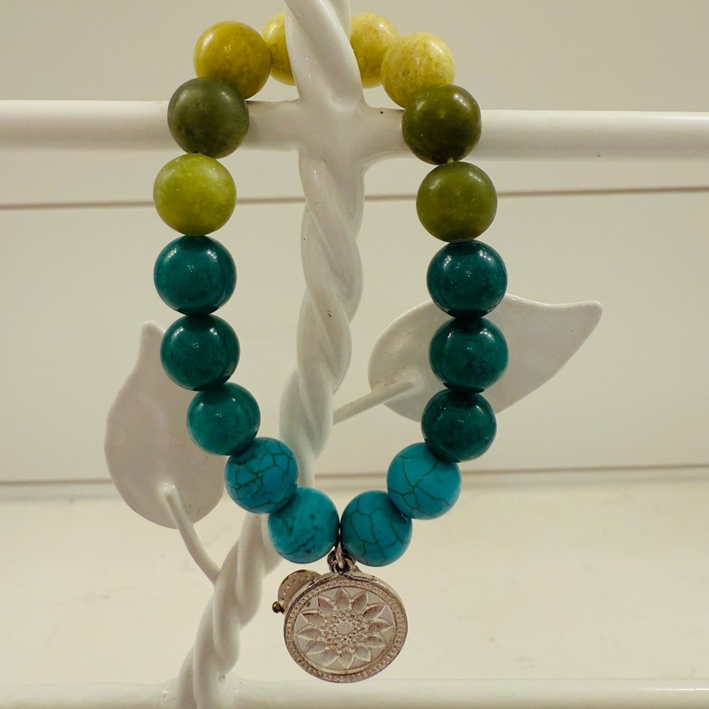 STELLA & DOT Turquoise Foundation Bracelet, B133TU - Picture 9 of 11
